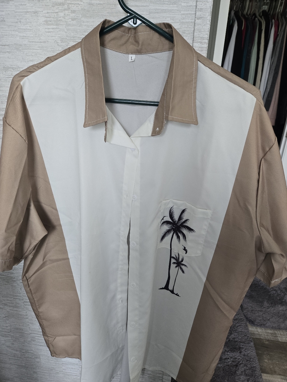 Men's Short Sleeve Button-Down Shirt with Palm Print - Beige & White